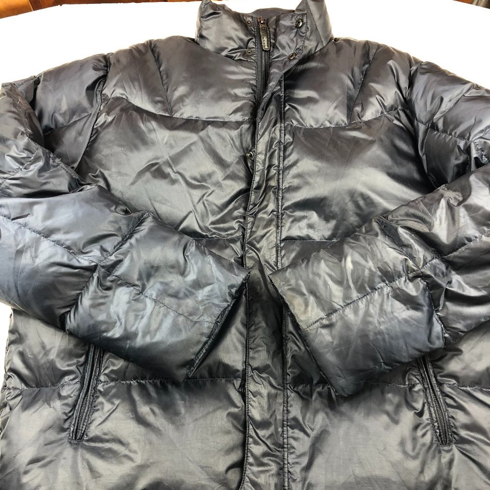 SOLD - Tumi Navy Blue Packable Down Puffer Jacket - Picture 14 of 17